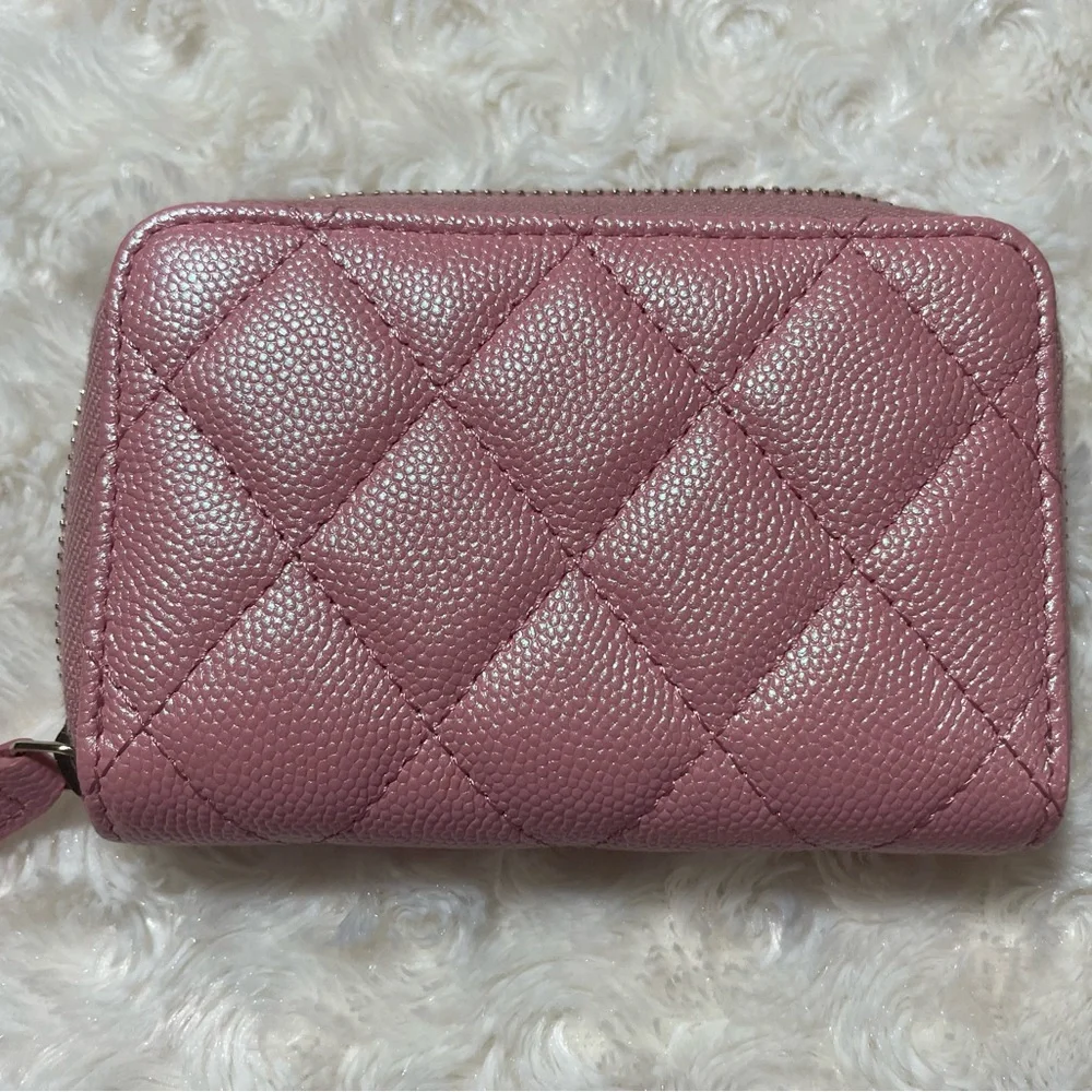 Chanel Iridescent Pink Caviar Leather Card Case